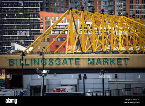 London October 2018 Billingsgate Fish Market In Canary Wharf The Uk