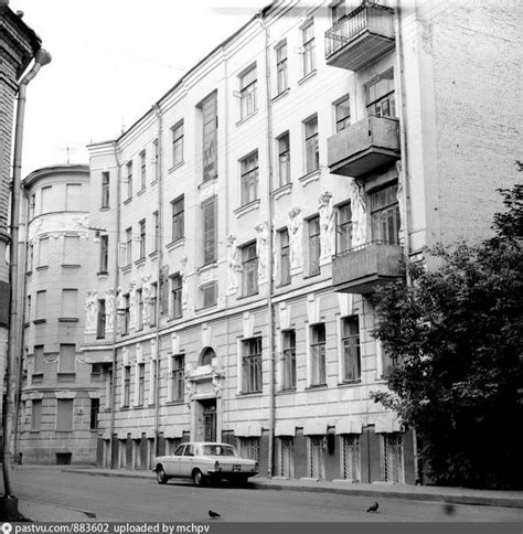 Плотников переулок, 4