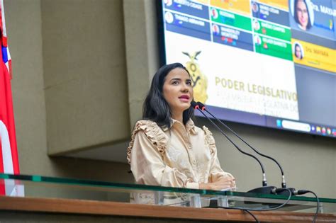 ALEAM Deputada Dra Mayara incentiva doação de leite materno e sugere