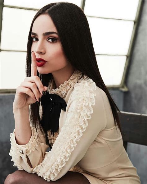 Pin By Nao Gonzalez On Sofia Carson Sofia Carson Sophia Carson Ava