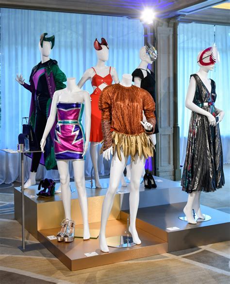 Wonder Woman Outfits By Tommy Hilfiger, Dior & 37 Big Designers ...