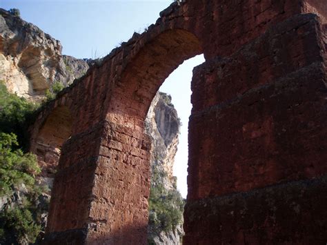 RESTAURANTE LA ALDEA Acueducto Peña Cortada entre Calles y Chelva