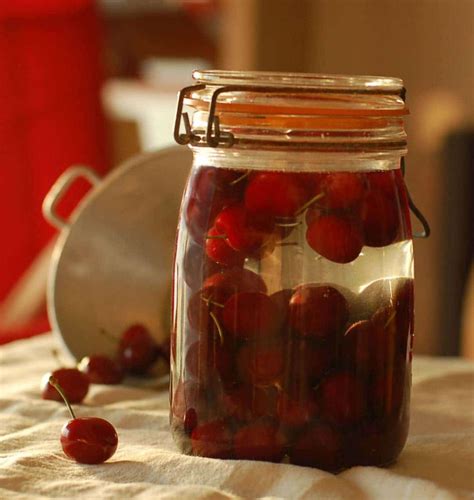 Cerises à l eau de vie Recettes de cuisine Ôdélices