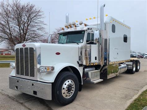 Peterbilt Ultra Cab With Stacks With Inch Ari Legacy Ii Rb