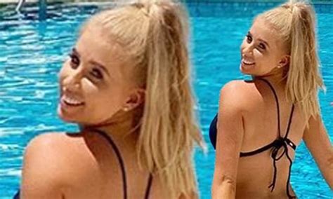 Mafs Ashley Irvin Flaunts Her Pert Derriere In A Cheeky Bikini Daily