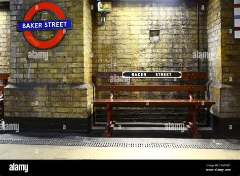 Baker Street Underground Station Sign Hi Res Stock Photography And