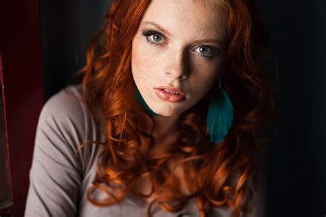 Free Download Hd Wallpaper Women Redhead Face Portrait Looking