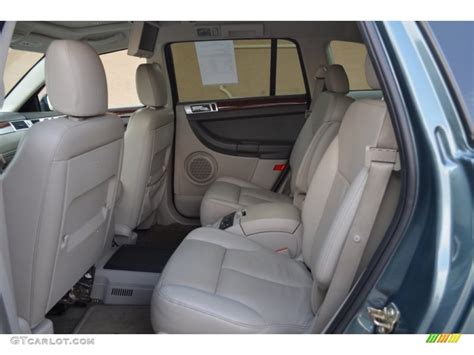 2007 Chrysler Pacifica Touring AWD Interior Color Photos | GTCarLot.com