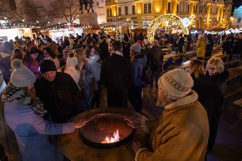 Pécs az egyik kedvenc úti cél az ünnepek alatt pecsma hu