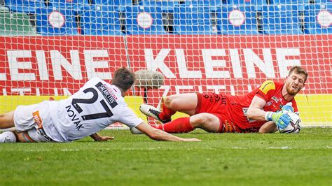 Sp Ter Ausgleich F R Salzburg Wac Kn Pft Dem Tabellenf Hrer Und Cup