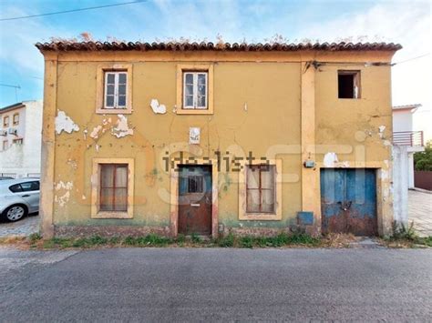 Casa ou moradia à venda em São Miguel do Rio Torto e Rossio ao Sul do