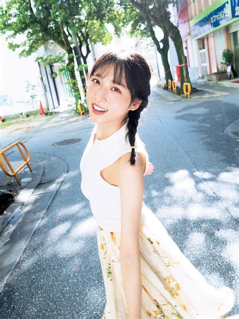 Akb48小栗有以、初写真集で見せた「素顔」 水着撮影で「すごくそわそわ」その理由は J Cast ニュース