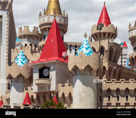 Camelot castle hotel hi-res stock photography and images - Alamy