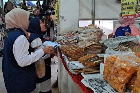 Pom Temukan Makanan Mengandung Formalin Dan Pewarna Tekstil Di Pasar