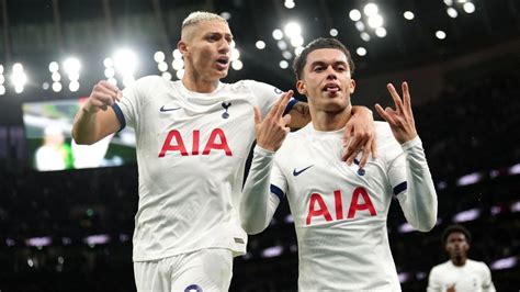 Tottenham S Brennan Johnson Scores Late Dramatic Winner Against Brighton To Go Fourth