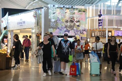 Penumpang Bandara Ngurah Rai Januari November Tembus Juta