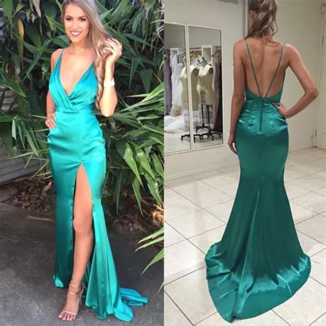 Sex Mermaid Emerald Green Satin Deep V Neck Spaghetti Straps Backless