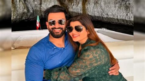 prithviraj shares loved  wedding anniversary post  wife supriya menon