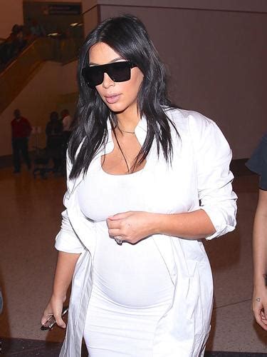 Well Heres The Naked Kim Kardashian Pregnant Photo We Knew Was Coming