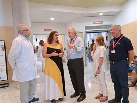 La consellera de Salut Manuela García visita las nuevas instalaciones