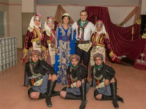 Traditional Turkish Clothes A Local S Guide Fashion Trends