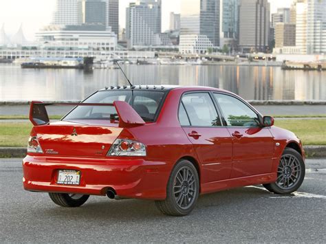 2005 Mitsubishi Lancer Evolution Viii Mr Fq 400 Wallpaper