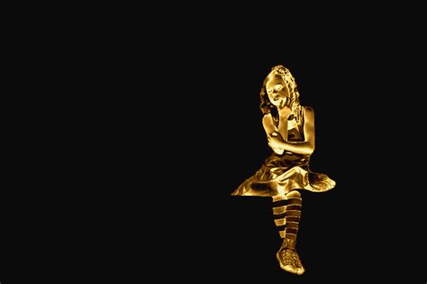 Gold effect on Behance