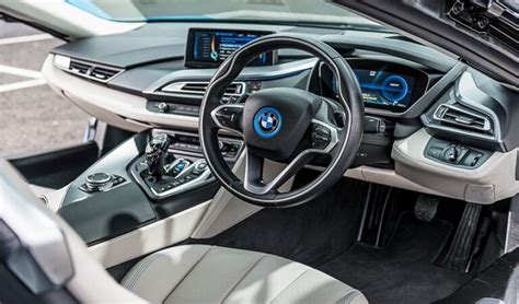 Bmw I8 مشخصات فنی و ظاهری تصاویر بی ام و I8 رادیسکار