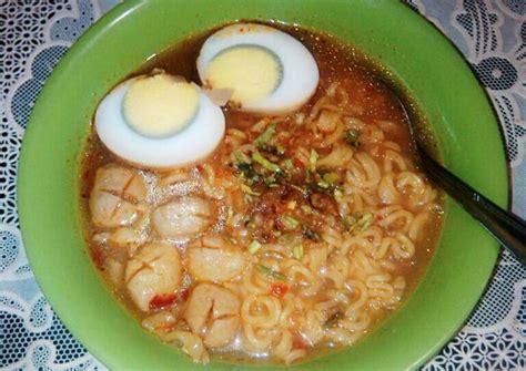 Resep Mie kuah pedas oleh Kiky Qnoy - Cookpad