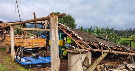 Imagens Impressionantes Mostram Estragos Ap S Passagem De Tornado Em