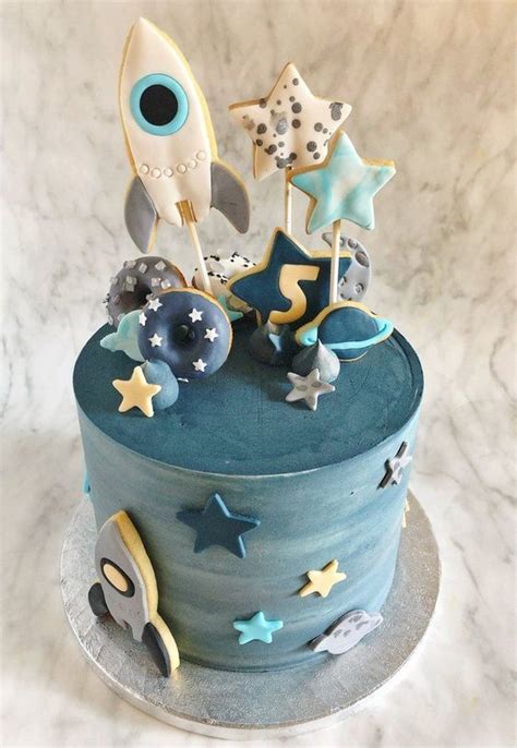 Amazing Astronaut Themed Birthday Cake Ideas Baby Birthday Cakes