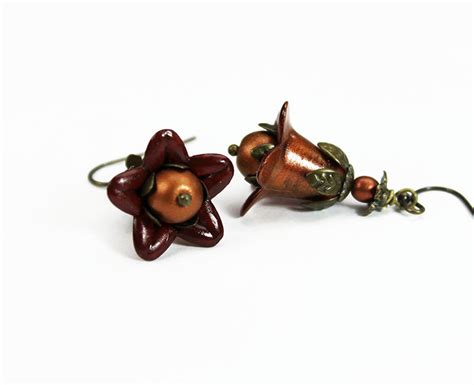 Rust And Copper Hand Dyed Lucite Flower Earrings Vintage Style Antiqued