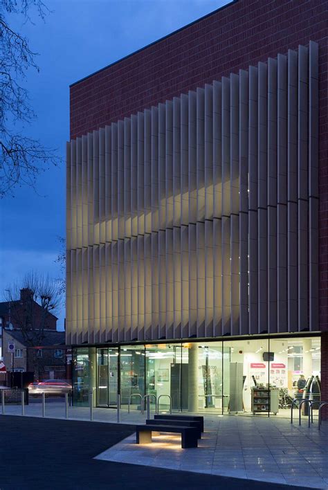 Newham Council Customer Service Centre Offices