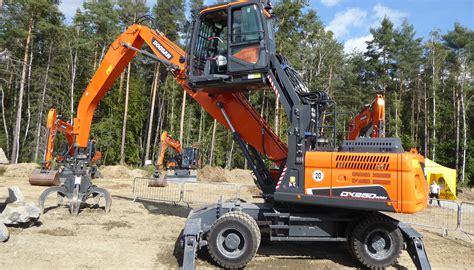 Doosan Deslumbra En Sus Quarry Days 2019 Con La Presentación De