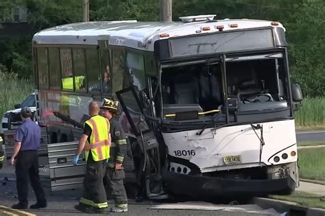 Car Smashes Into Side Of Nj Transit Bus 13 Hospitalized 1 Dead