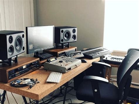 14 Producer Setups That Make Amazing Use Of Space