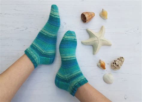 Ravelry Basic Ply Shortie Socks Pattern By Winwick Mum