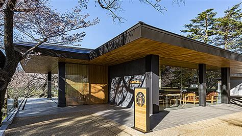 スターバックス コーヒー 新宿御苑店 きになるところ 木のあるところ お出かけナビ：遊ぶ、観る、食べる、買う。木の建物と木のグッズ