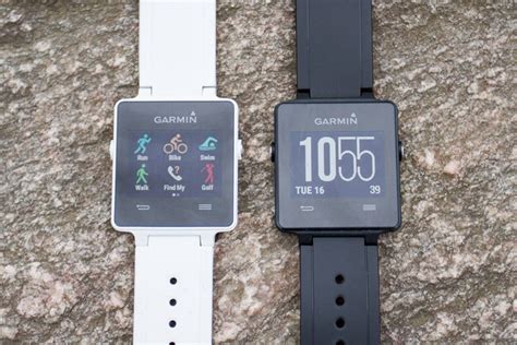 Hands-on with the new Garmin Vivoactive GPS smartwatch, and the Garmin ...