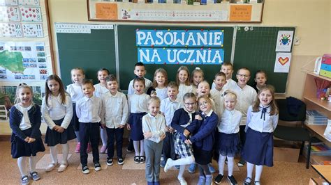 Pasowanie Na Ucznia W Klasie D Szko A Podstawowa Z Oddzia Ami