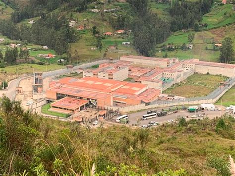 8 Personas Mueren En Un Amotinamiento En La Cárcel De Turi En Ecuador