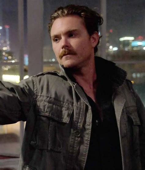 Lethal Weapon Martin Riggs Clayne Crawford Grey Jacket TLC