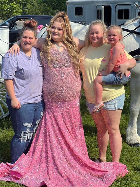 Honey Boo Boo Goes To Prom With Boyfriend Dralin Carswell