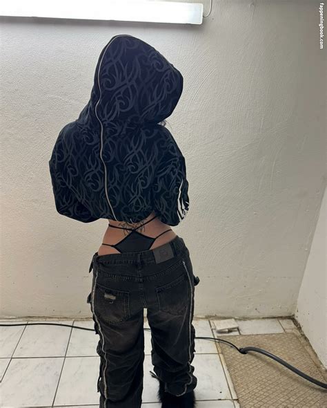 Shawtysuzi Badbshawty333 Nude OnlyFans Leaks Fappening FappeningBook