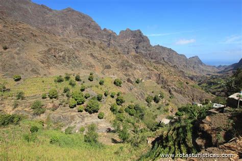 Paisagens da ilha de Santo Antão Cabo Verde Fotos de Chã de Igreja