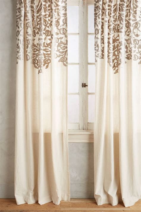 White Velvet Curtains | Curtain Ideas