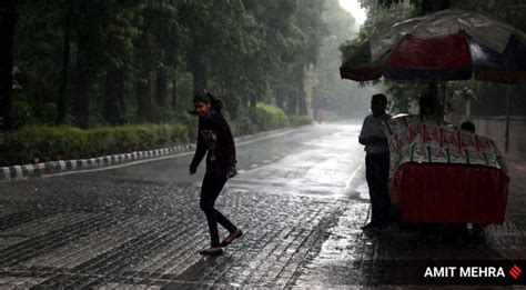 Delhi News Highlights Traffic Snarls Across City As Rain Leads To