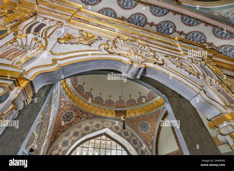 The Imperial Council Topkapi Palace Istanbul Turkey Stock Photo Alamy