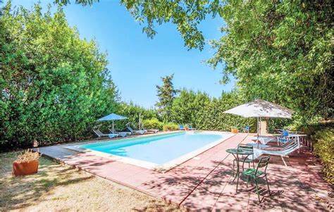 Ferienhaus Mit Pool In Italien Casamundo