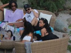 Rihanna Bikini Beach Party In St Barts Hq Phun Org Forum